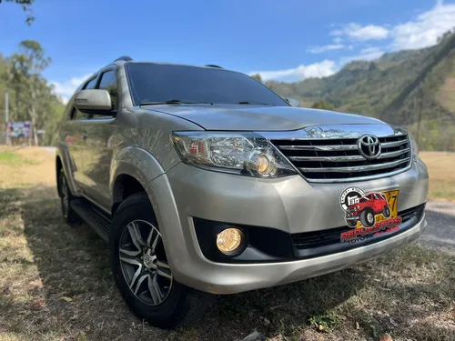 Toyota Fortuner 2.7l 4x2