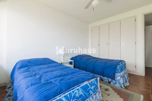 Alquiler Apartamento Tres Dormitorios Punta Del Este Edificio Tiburon I