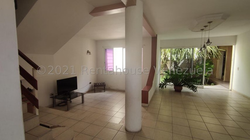 Imagen 3 de 14 de Casa En Venta En Av Intercomunal Cabudare Codigo21-26119
