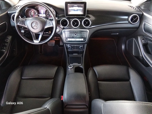 Mercedes-Benz Clase CLA 1.6 200 Sport At