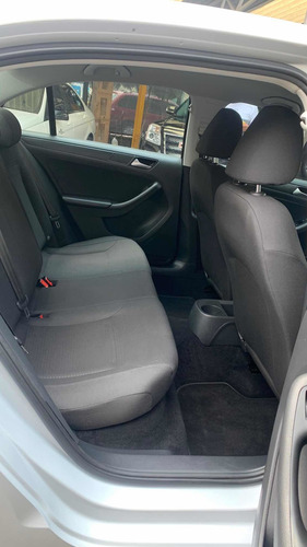 Imagen 8 de 11 de Volkswagen Jetta 2018 2.0 Tiptronic At
