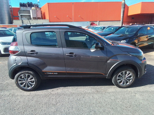 Fiat Mobi 1.0 EVO FLEX TREKKING MANUAL