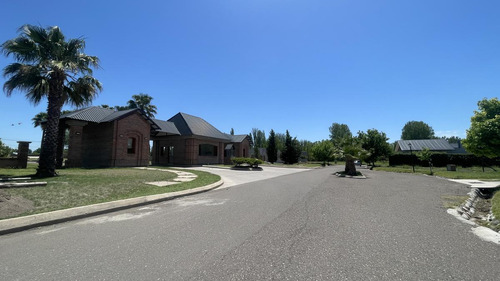Lotes De 1.400 M2 En Viñas Del Sur - Barrio Privado