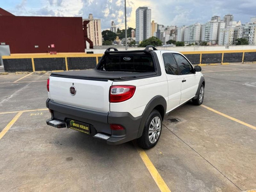 Fiat Strada 1.4 Hard Working Cab. Dupla Flex 3p