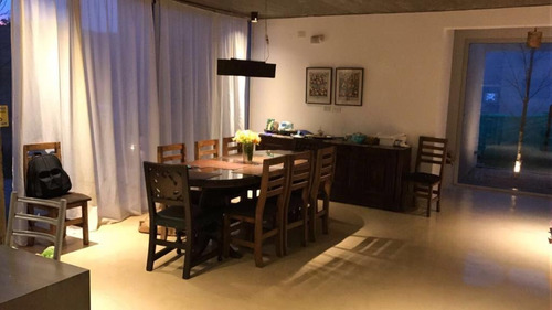 Imagen 4 de 13 de Casa En Venta En Barrio Cerrado Santa Guadalupe