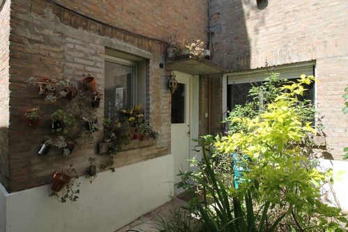 Imagen 2 de 22 de Casa Ph En Venta - Florida Mitre/este