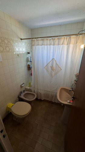 Venta Flores Departamento 3 Amb Frente Cochera
