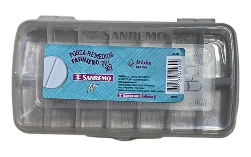 Porta medicamentos de plástico para uso nocturno y diurno.