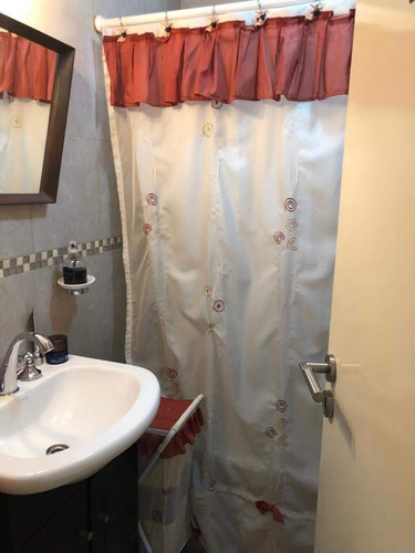 Imagen 7 de 14 de Venta De Departamento De Dos Ambientes En Banfield