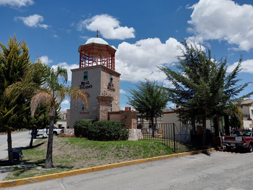 Imagen 2 de 22 de Casa En Real Toledo, Pachuca Hidalgo. 2 Plantas. En Privada, Vigilancia Las 24 Horas.