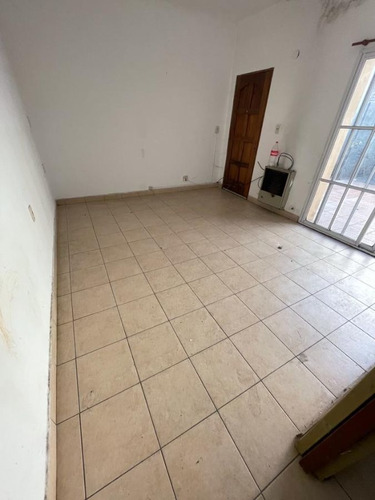 Imagen 11 de 11 de Excelente Galpón Con Departamento 3 Ambientes En Venta - Luis Guillón