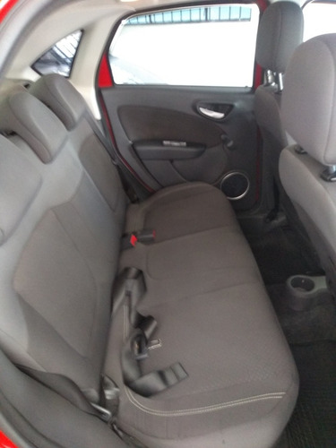 Fiat Grand Siena 2016 1.4 Attractive Flex 4p Sem Entrada