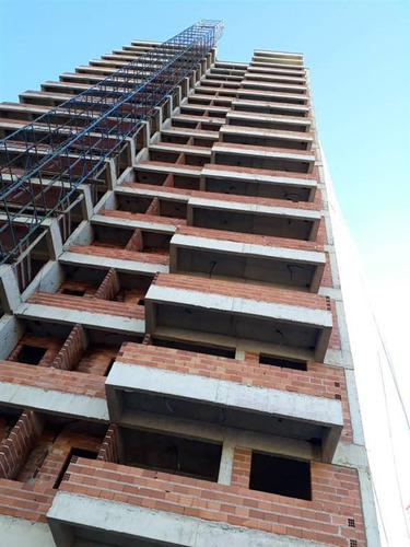 Imagem 4 de 8 de Apartamento Dormitório (suíte) No Predio Com A Melhor Área De Lazer Da Aviação - Gim6023762