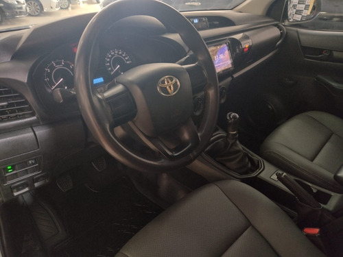 Imagem 9 de 15 de Hilux Diesel 4x4 Manual