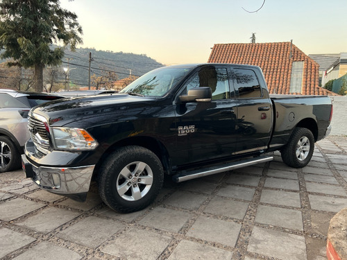 Imagen 4 de 25 de Ram 1500 Slt 4x4 2019 Unico Dueño Flamante