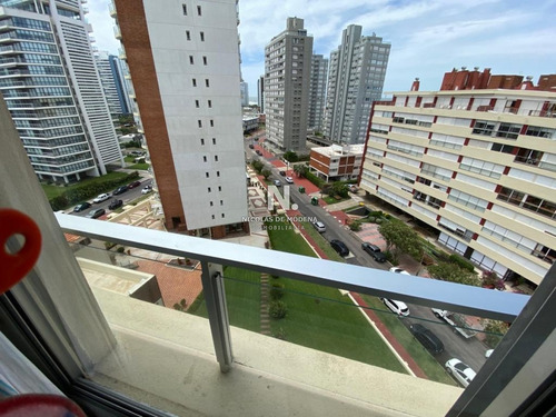 Hermoso Departamento En Venta.- Ref: 3312