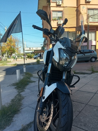 Imagen 4 de 10 de Bajaj Dominar 400