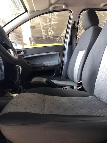 Imagem 11 de 12 de Ford Fiesta Hatch Se Rocam 1.6 (flex) Flex Manual