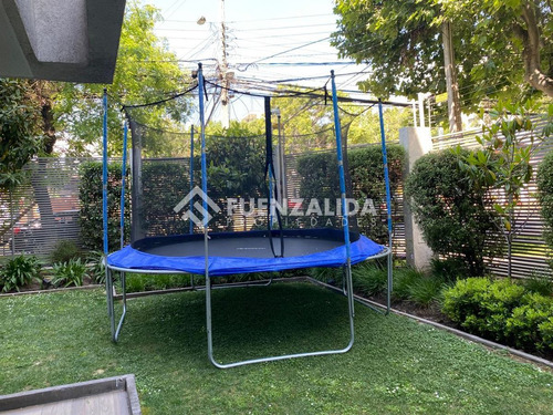 Departamento En Venta De 2 Dorm. 2 Baños Y 2 Estac, Ñuñoa