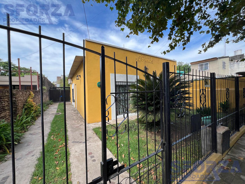 Venta De Casa 4 Ambientes Mas Jardin Y Departamento En San Miguel  