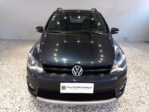Imagen 2 de 11 de Volkswagen Suran Cross 1.6 Highline 101cv