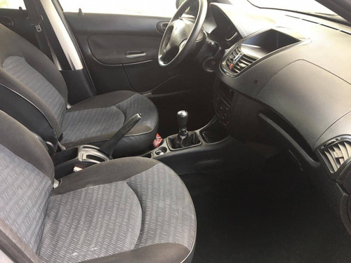 Peugeot 207 1.4 X-line