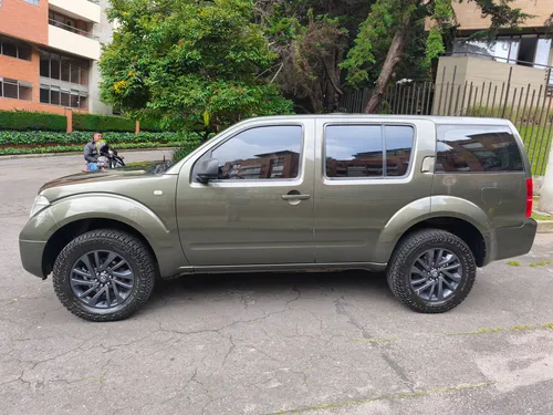 Nissan Pathfinder 4.0 R51 Gasolina Aut 4x4