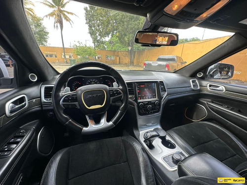 Jeep Grand Cherokee 6.4 Srt8