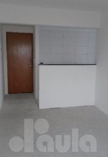 Imagem 4 de 6 de Otimo Apartamento Padrão Na Sta. Maria. - 1033-8451