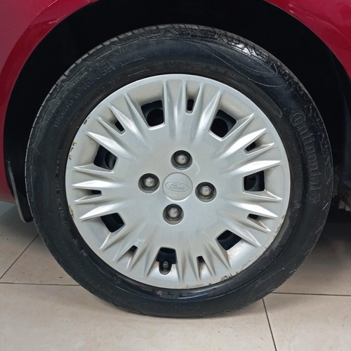 Imagen 14 de 14 de Ford Fiesta 1,6l S 5p