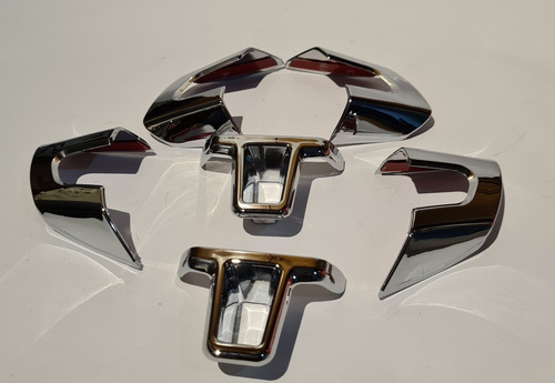 Imagen 4 de 5 de Vw Bora, Embellecedor De Volante.