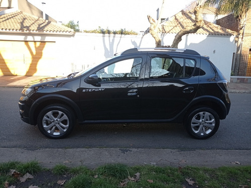 Imagen 8 de 15 de Renault Sandero Stepway Nafta 1.6 Dynamique Año 2017