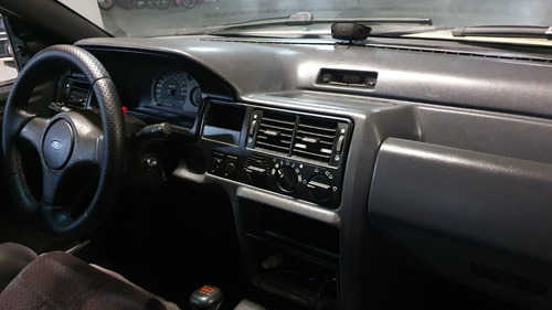 Escort Xr3