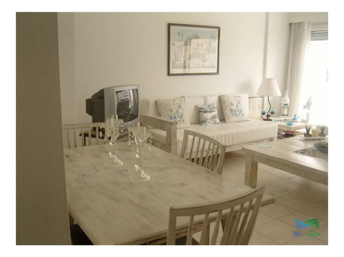 Apartamento En Peninsula, 2 Dormitorios *