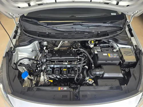 Kia Rio 1.6 L Sedan At