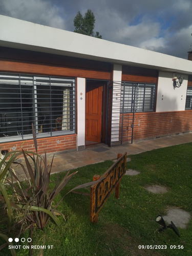  Dueño Vende Impecable Casa 3 Dorm 2 Baños Jardín, Barbacoa, Seguridad, Cerca Perimetral, U$s 280.000