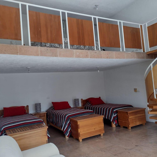Casa En Fraccionamiento En Colinas Santa Fe Morelos