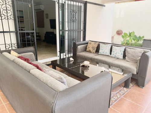 Casa En Venta En Cerros De Altos De Arroyo Hondo Lll De 4 Habitaciones