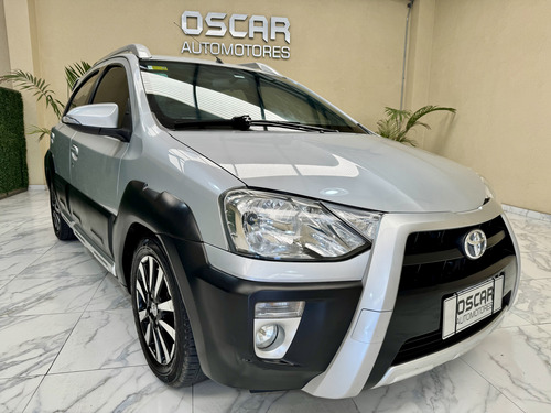 Toyota Etios 1.5 Cross
