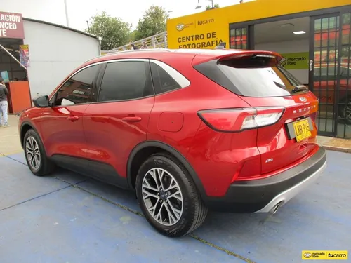 Ford Escape Titanium 4x4 2000cc At Aa