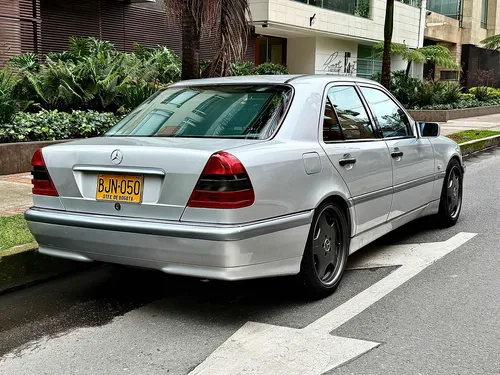 Mercedes-benz Clase C 2.4 Elegance 4 P