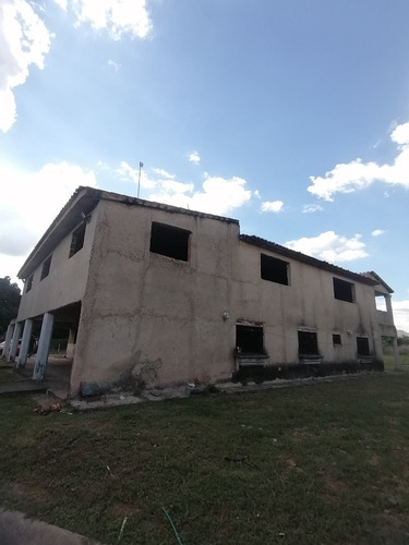 Casa En Safari Carabobo, Sector Casa Miel. Luz Coelho.