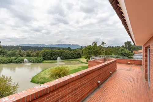 Casa En Venta En Aposentos. Cod V22333