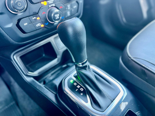 Jeep Renegade 1.3 T270 TURBO FLEX LONGITUDE AT6