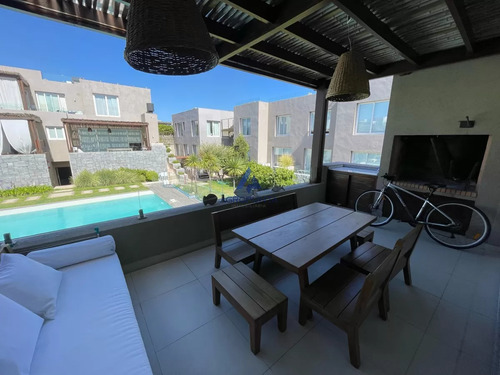 Moderno Apartamento 2 Dormitorios C Parrillero Propio En Montoya