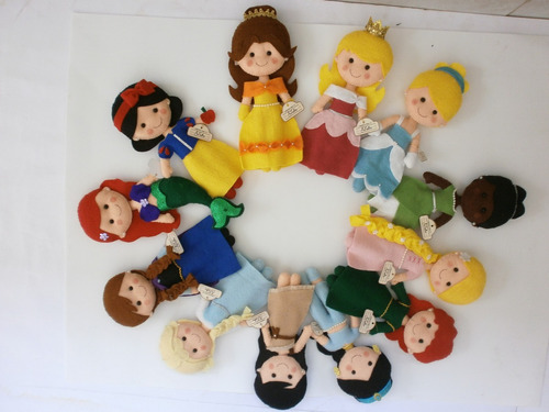 Princesas Disney 25cmts Peluche, Muñeca, Figura En Fieltro