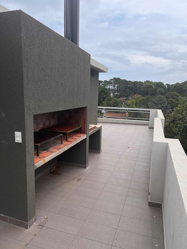 Departamento 2 Ambientes , P/ 4 Personas . Edificio Nice !!