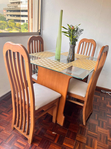 Comedor De Madera De 4 Puestos