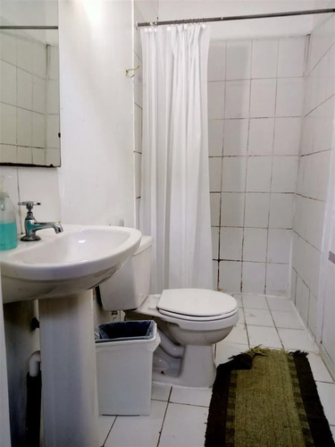 Venta Hostal, Reloj De Flores, Metro, Alvares, Viña Del Mar