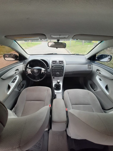 Toyota Corolla Xei 2012
